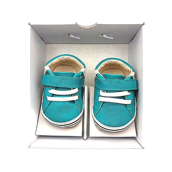 Robeez Other - ROBEEZ Adam Green Leather Crib Baby Sneaker NWT 0-3 Month